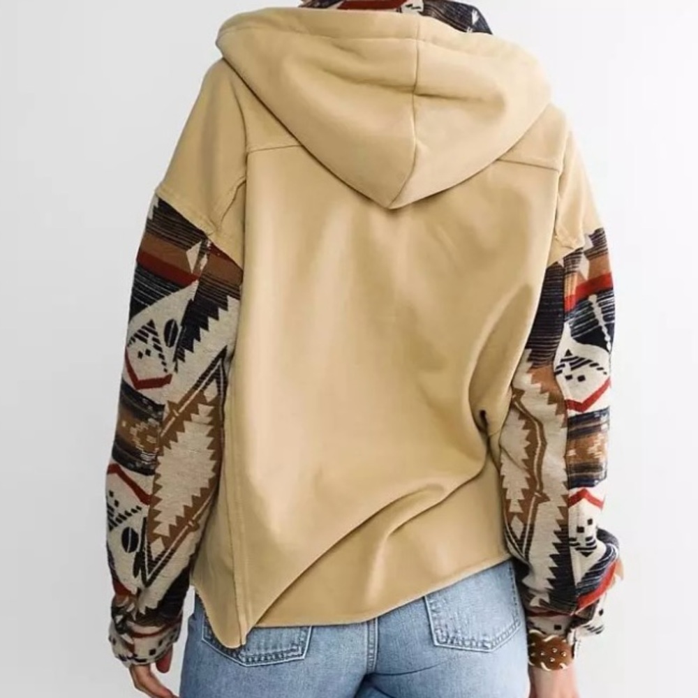 Like new BKE aztec crop jacket